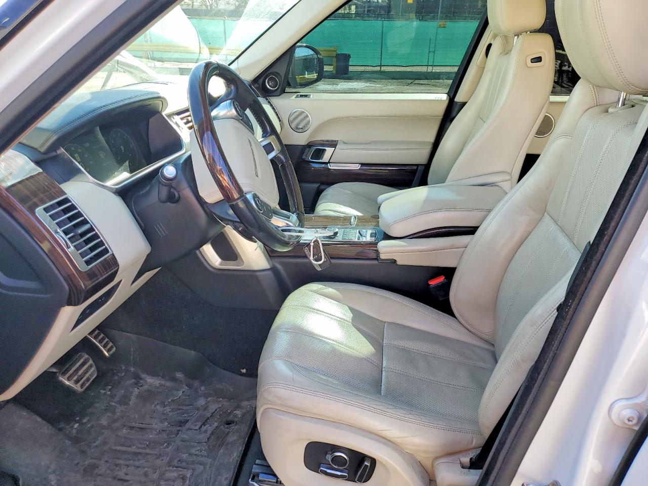 2017 LAND ROVER RANGE ROVER SUPERCHARGED photo 13