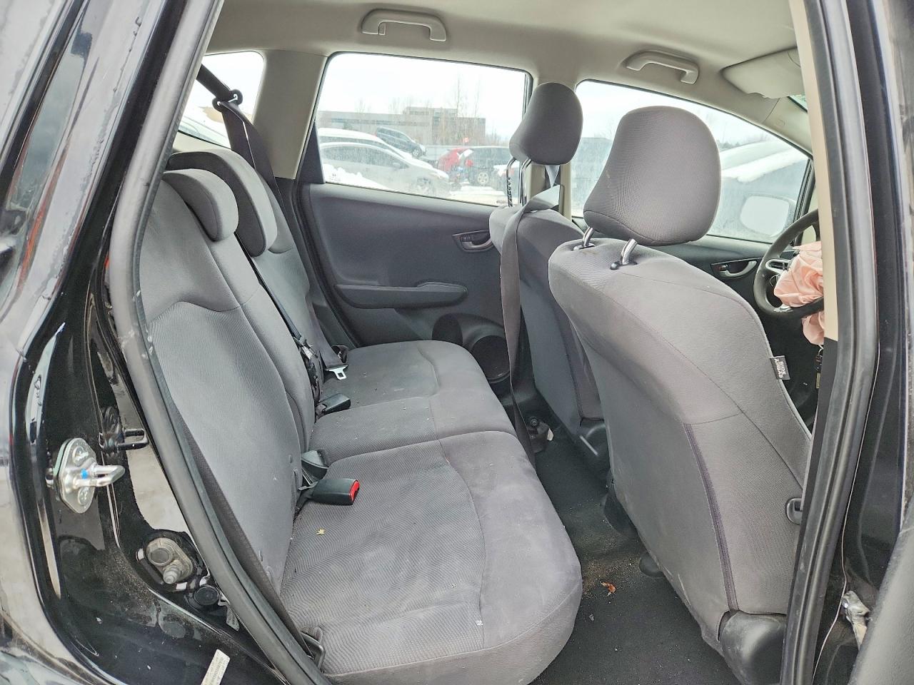 2013 HONDA FIT LX photo 19