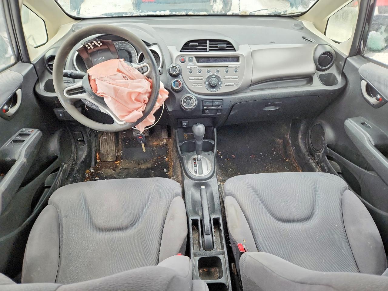 2013 HONDA FIT LX photo 15