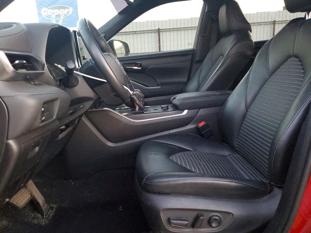 2021 TOYOTA HIGHLANDER XSE photo 19