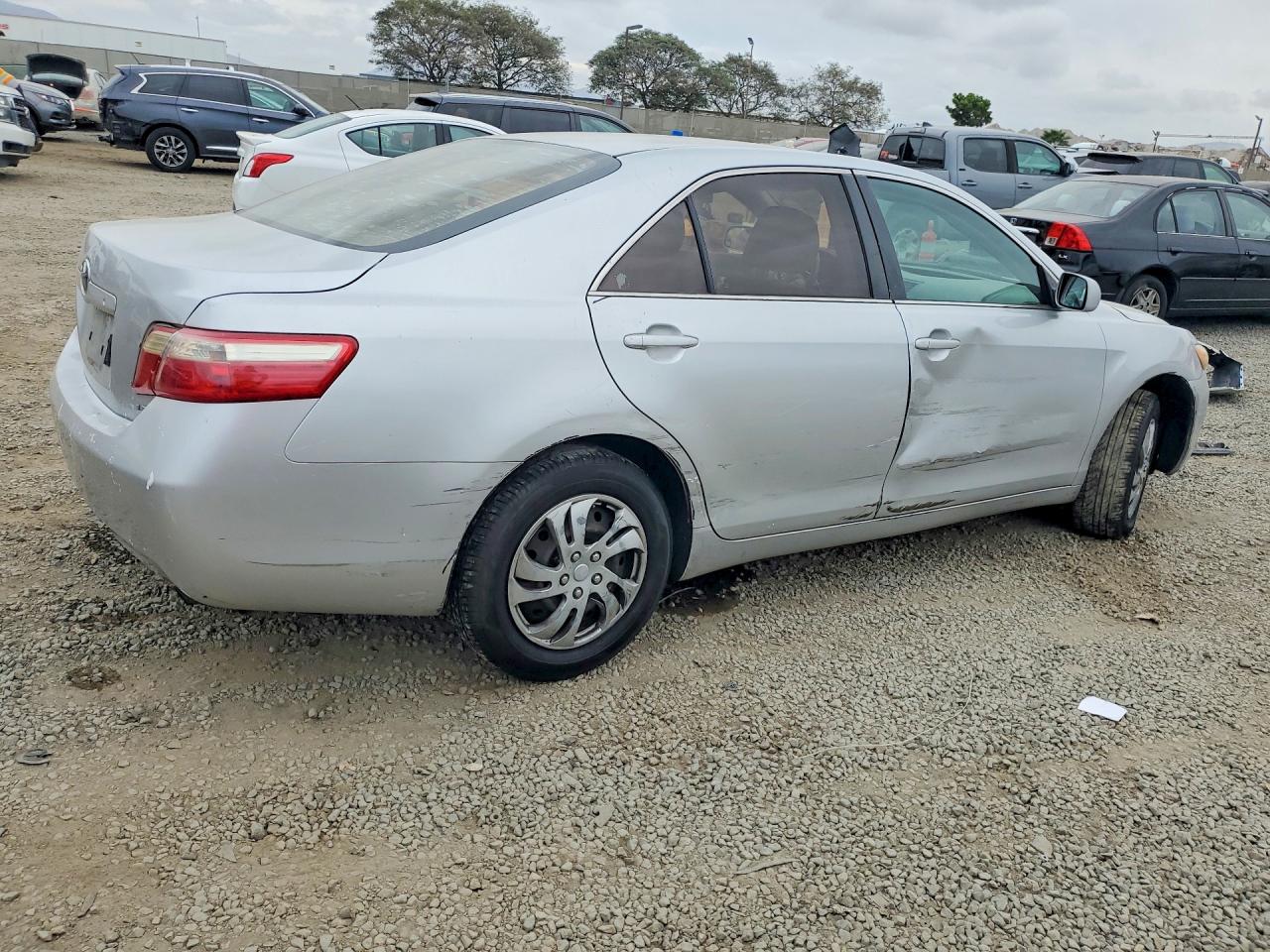 2009 TOYOTA CAMRY photo 5