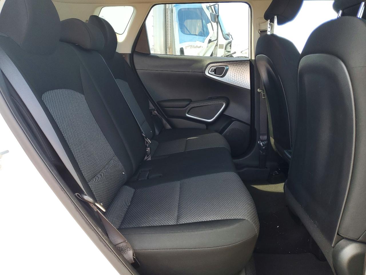 2020 KIA SOUL LX photo 31