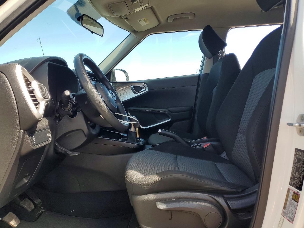 2020 KIA SOUL LX photo 19