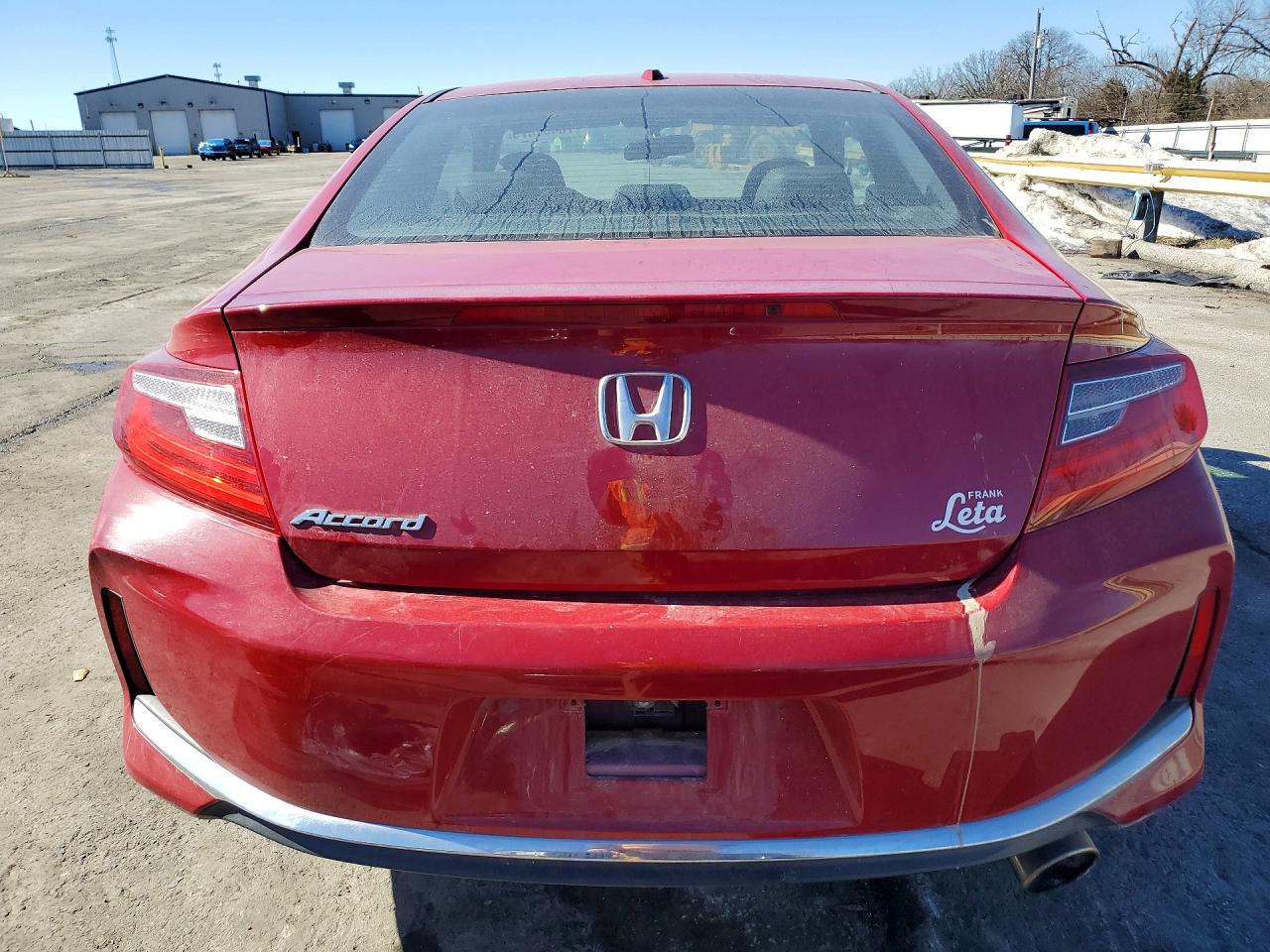 2016 HONDA ACCORD photo 11