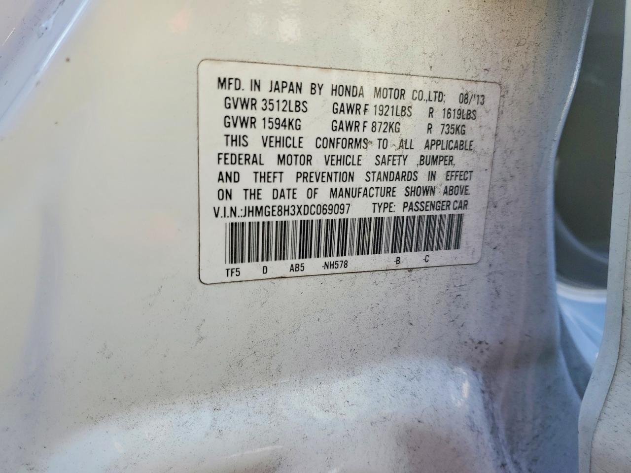 2013 HONDA FIT photo 12