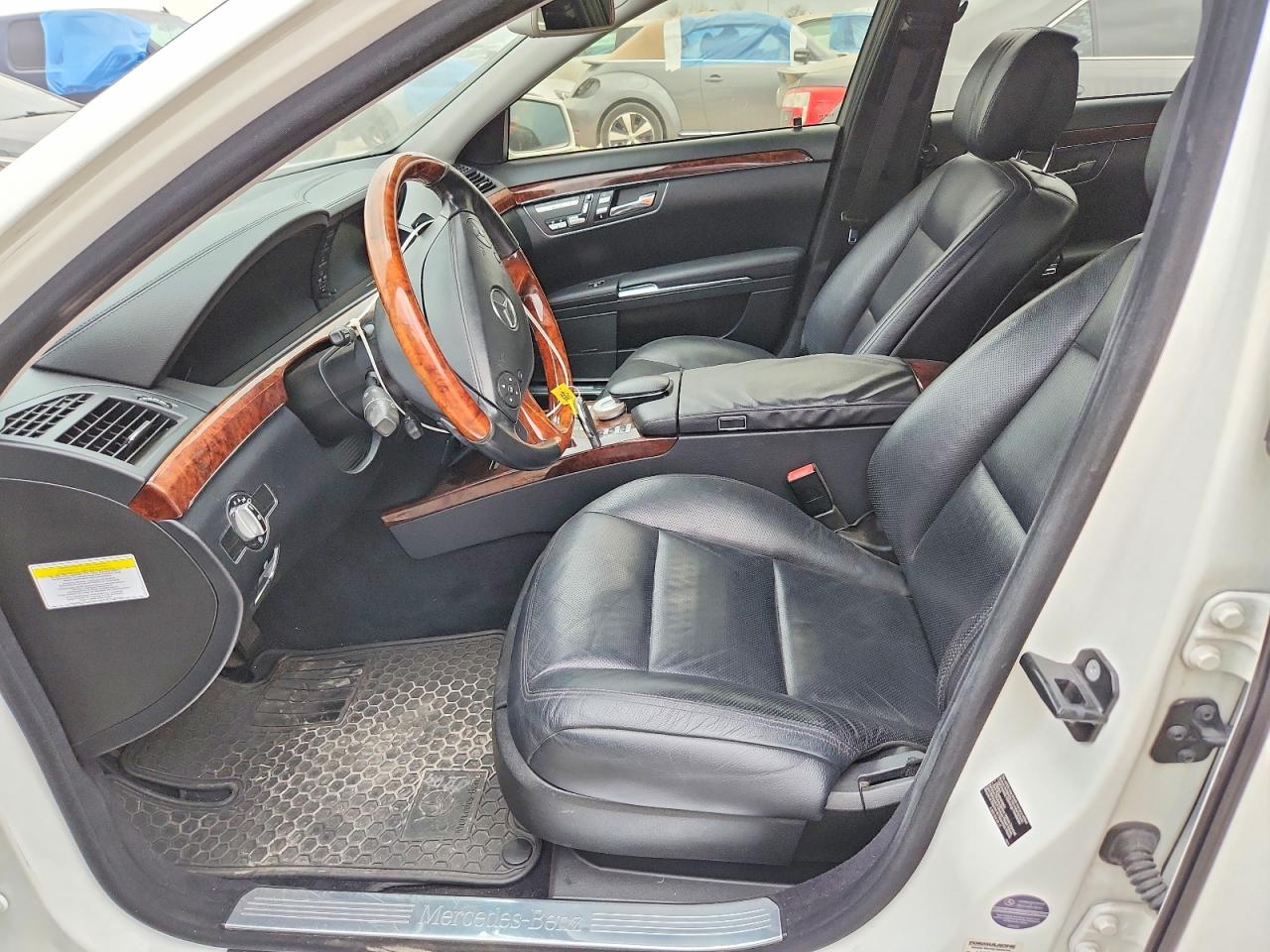 2010 MERCEDES-BENZ S 550 photo 19