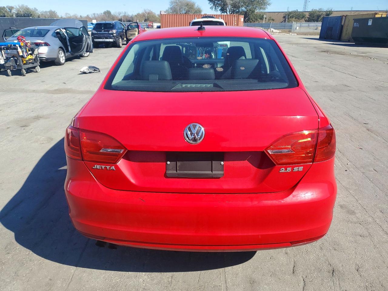 2013 VOLKSWAGEN JETTA SE photo 6