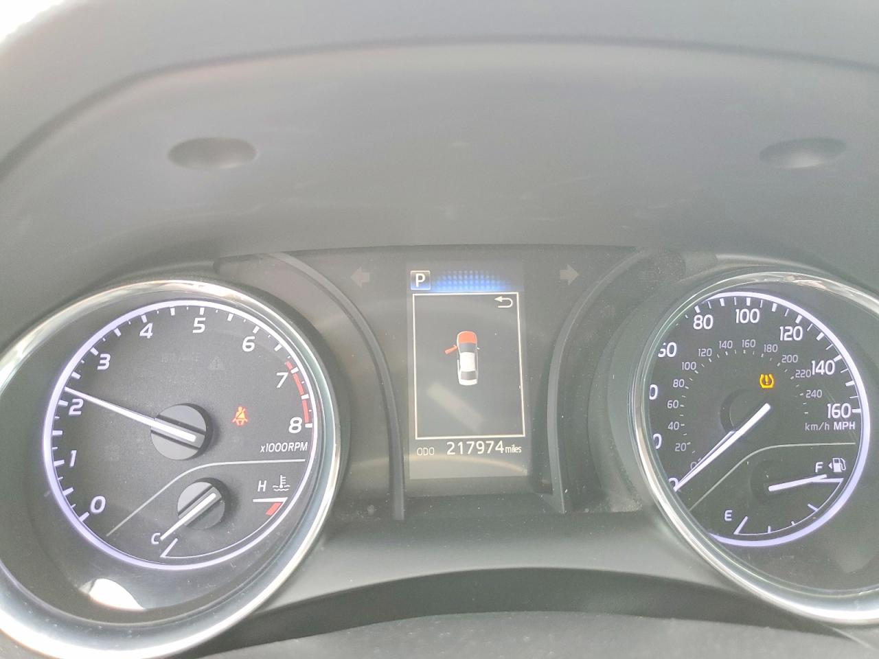 2019 TOYOTA CAMRY photo 17