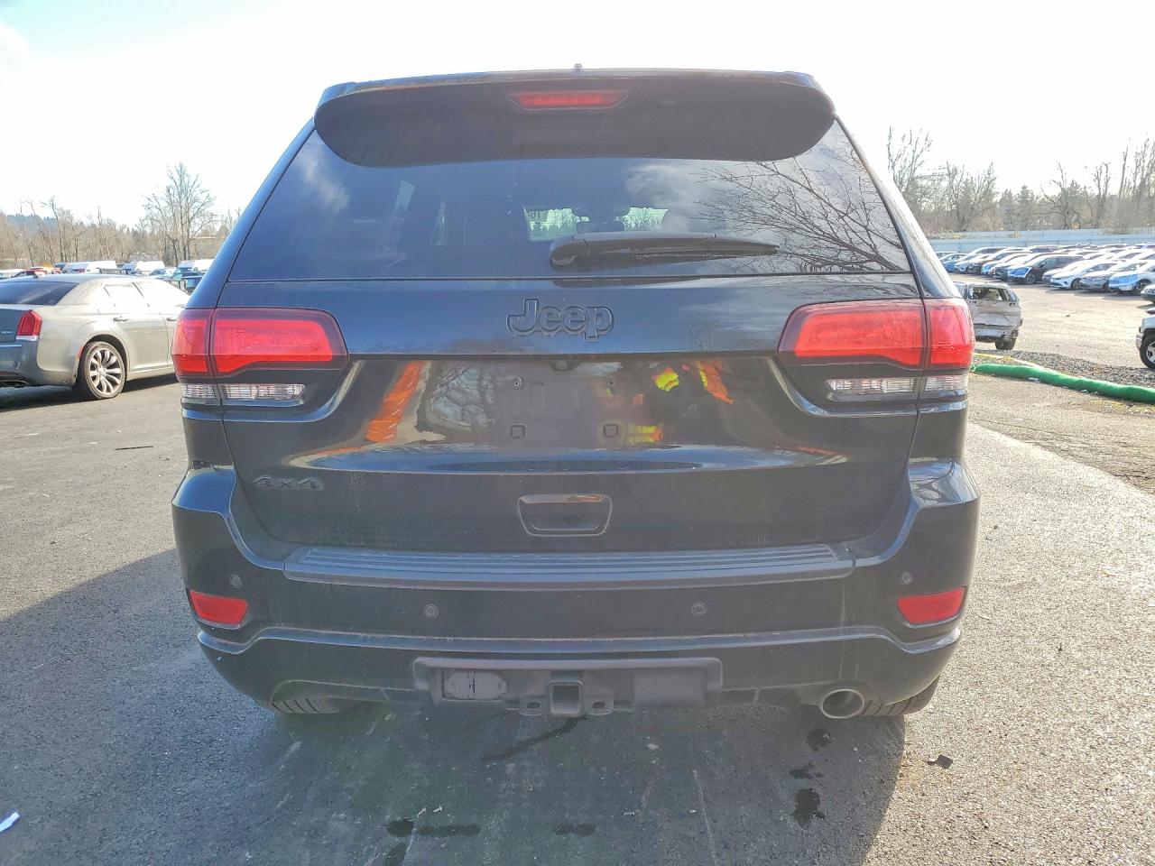2019 JEEP GRAND CHEROKEE LAREDO photo 6