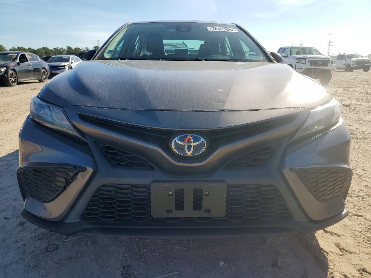 2021 TOYOTA CAMRY SE photo 13
