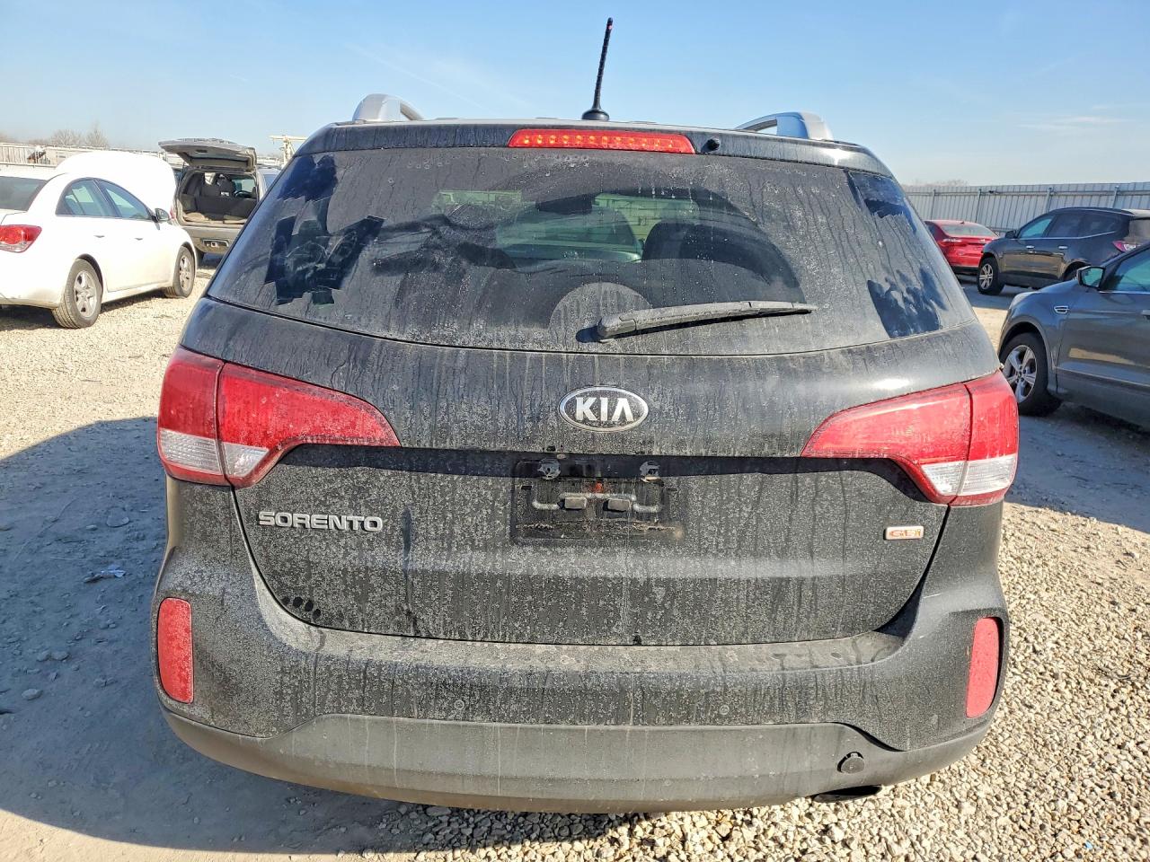 2015 KIA SORENTO LX photo 11