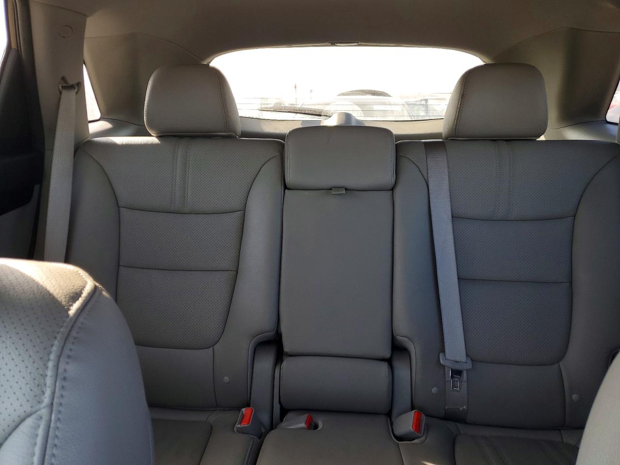2015 KIA SORENTO LX photo 19