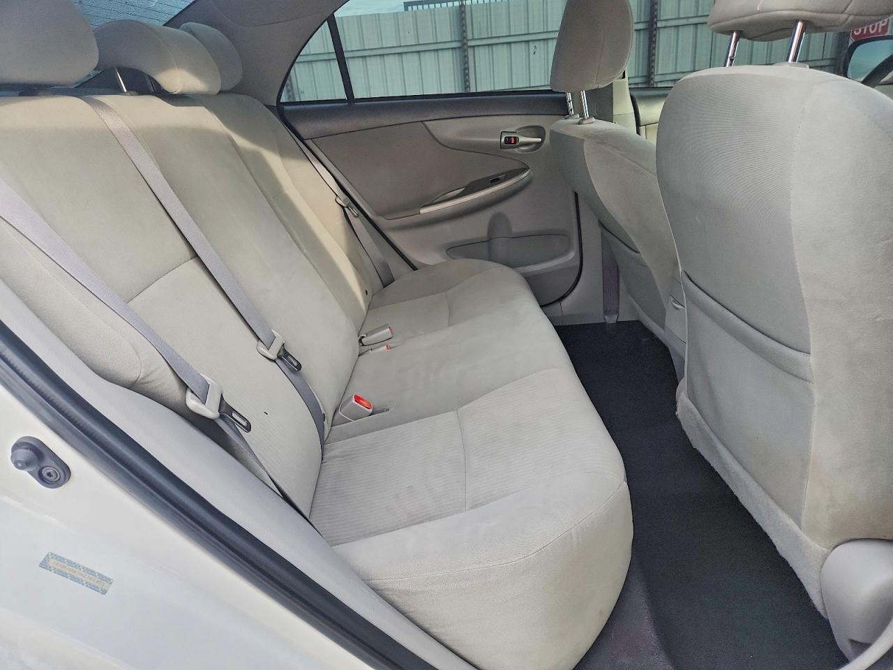 2010 TOYOTA COROLLA BASE photo 10
