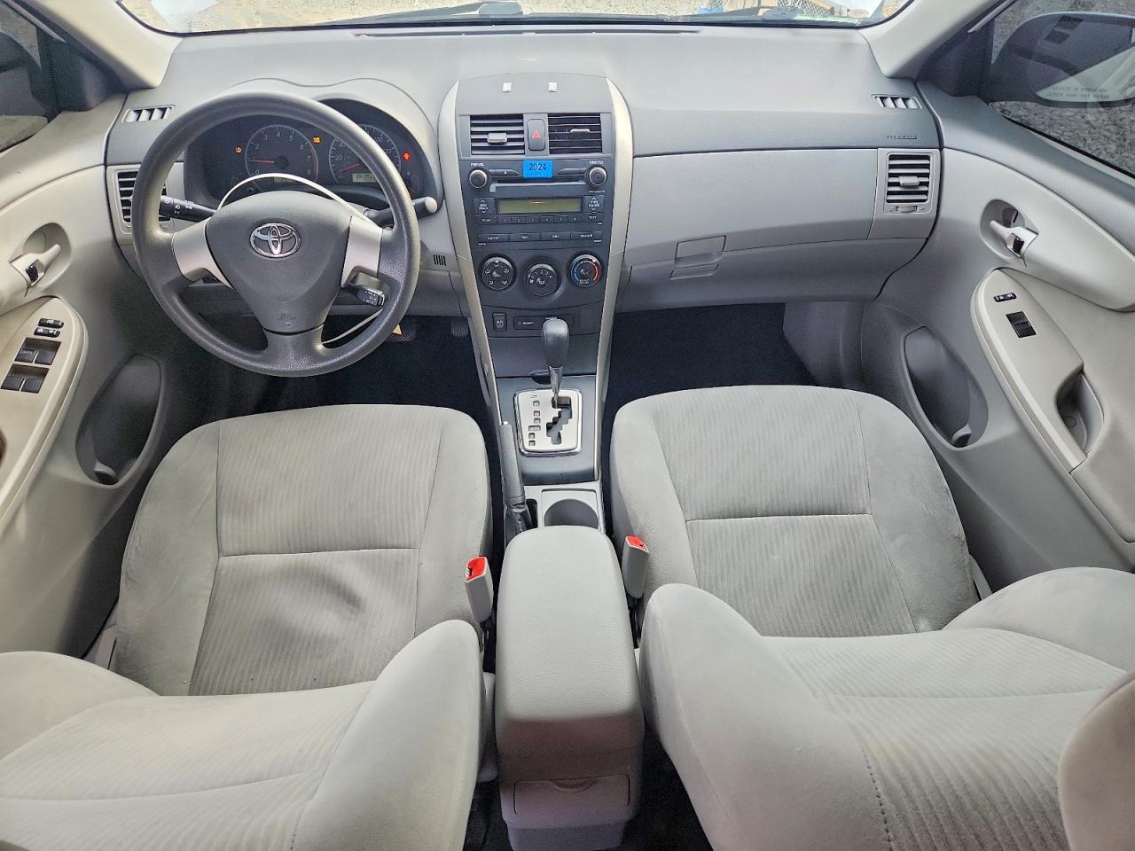 2010 TOYOTA COROLLA BASE photo 8