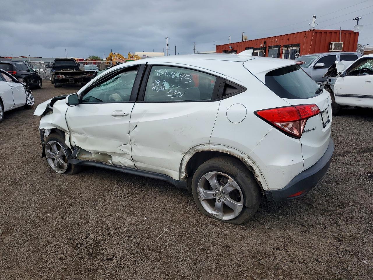 2016 HONDA HR-V LX photo 4