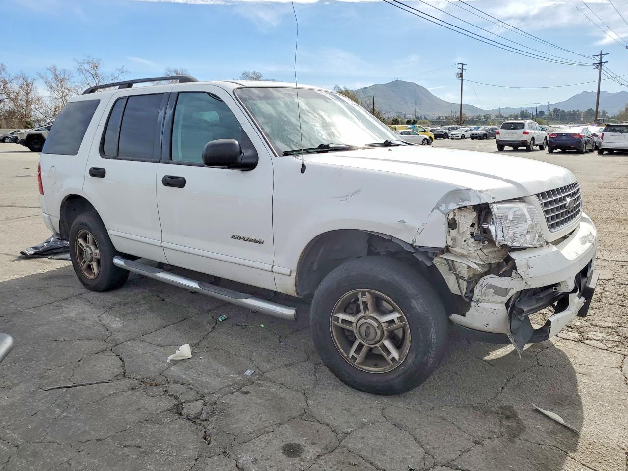 2004 FORD EXPLORER XLT photo 10