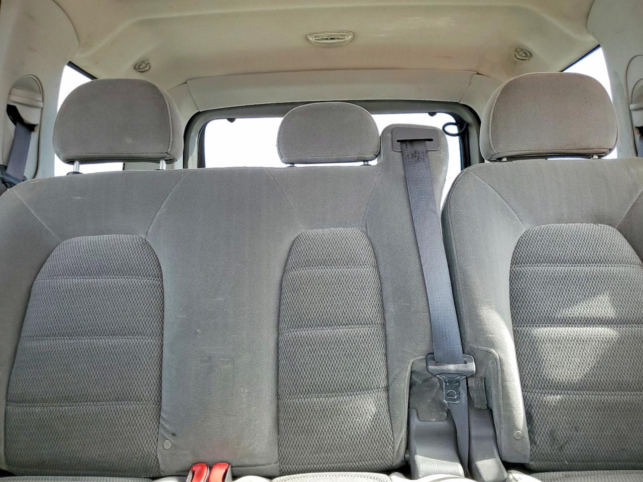 2004 FORD EXPLORER XLT photo 28