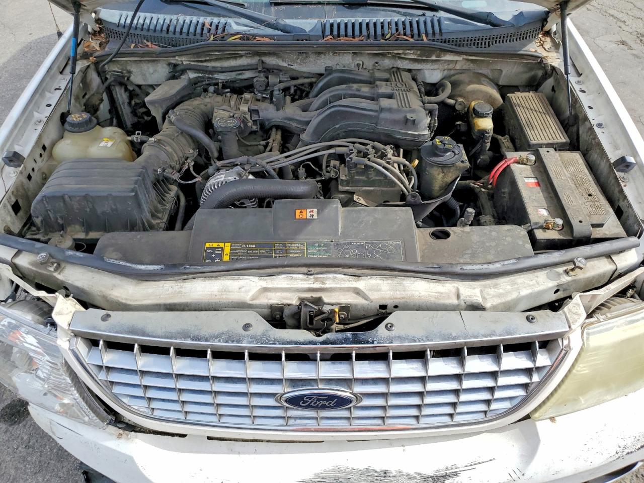 2004 FORD EXPLORER XLT photo 34