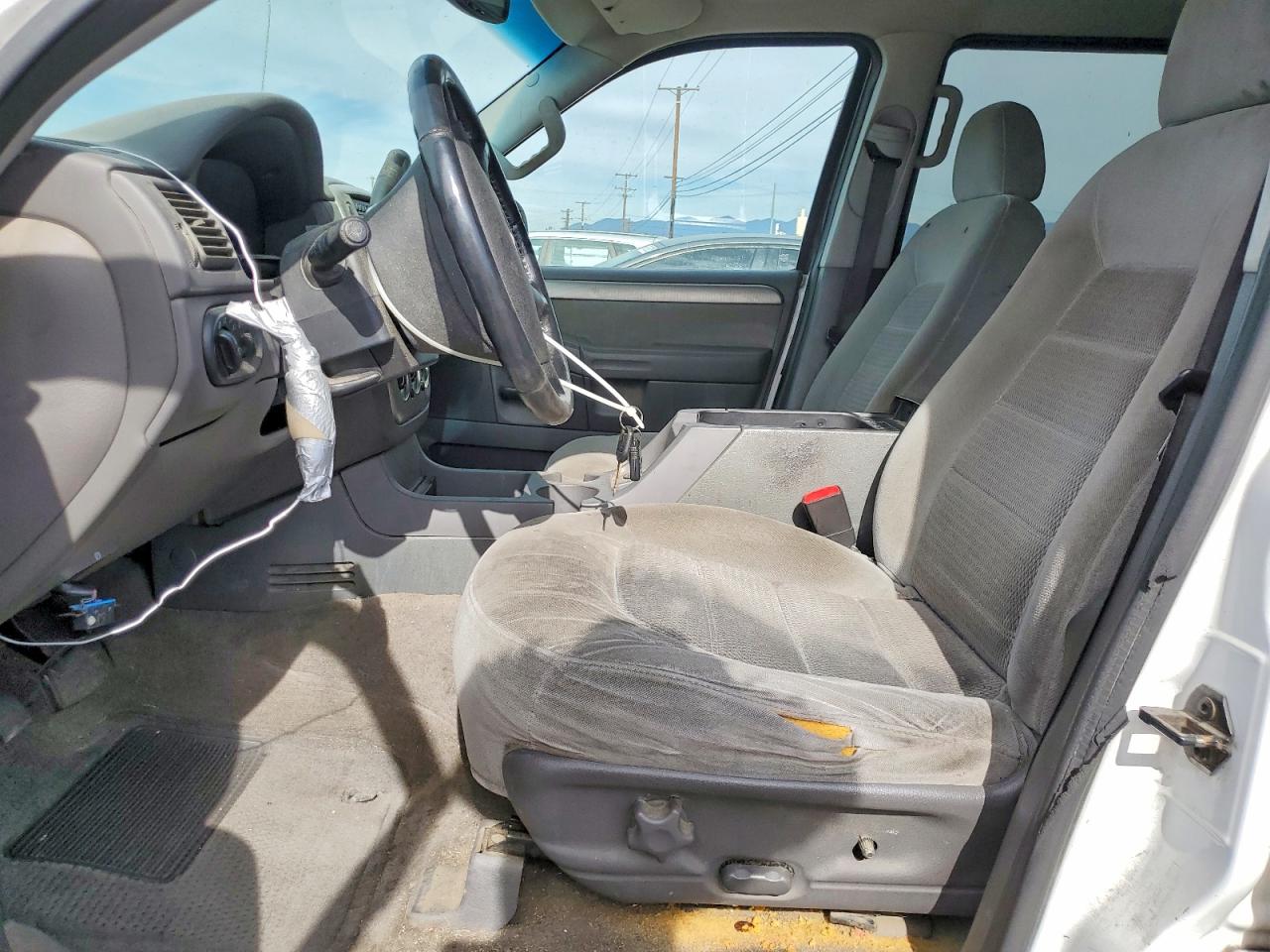2004 FORD EXPLORER XLT photo 19