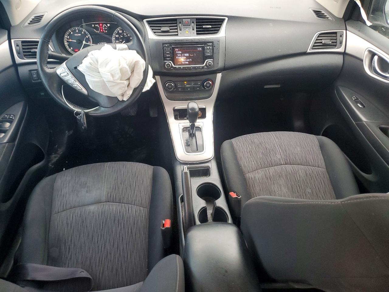 2015 NISSAN SENTRA S photo 22