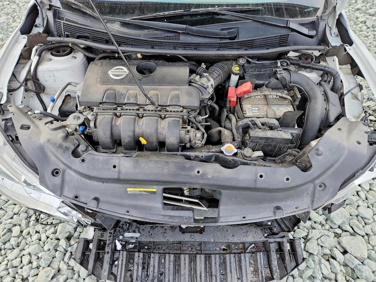 2015 NISSAN SENTRA S photo 31