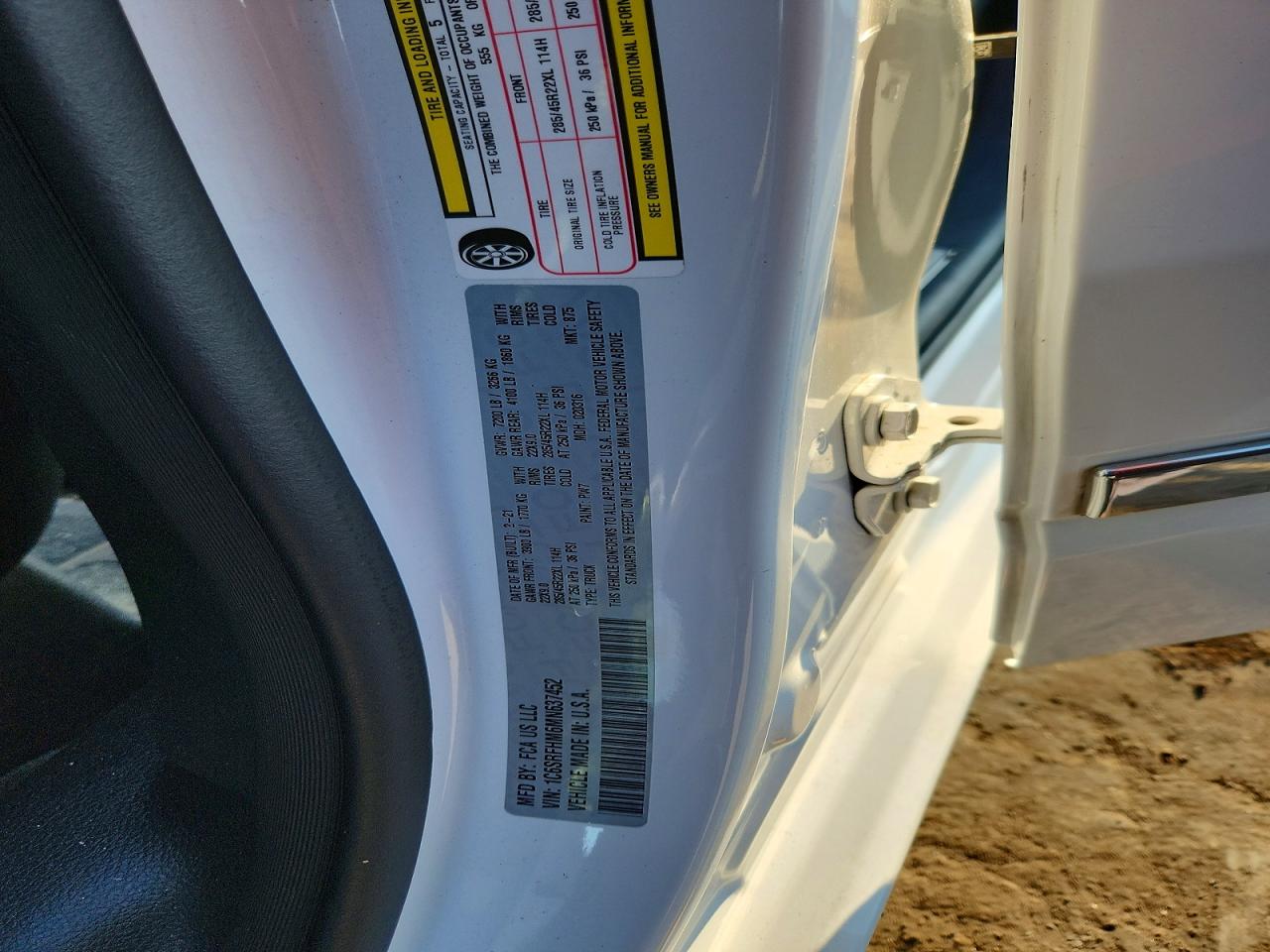 2021 RAM 1500 LIMITED photo 13