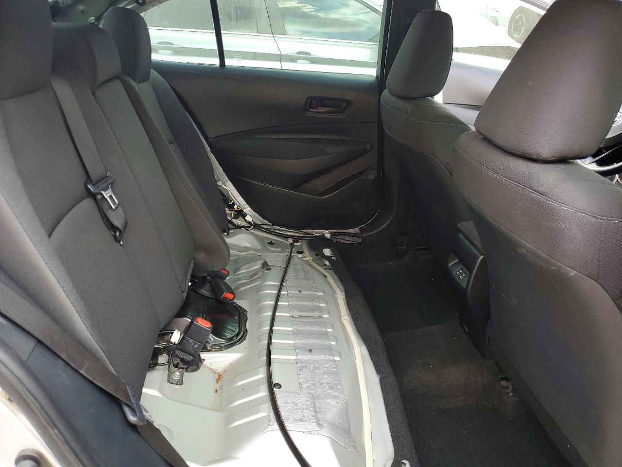 2024 TOYOTA COROLLA LE photo 10
