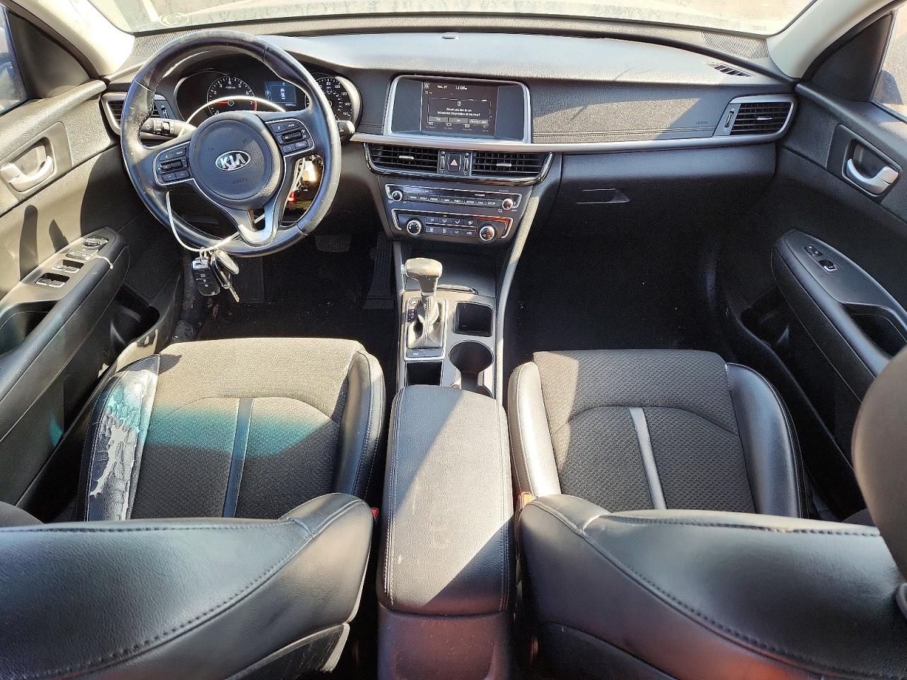 2018 KIA OPTIMA LX photo 8