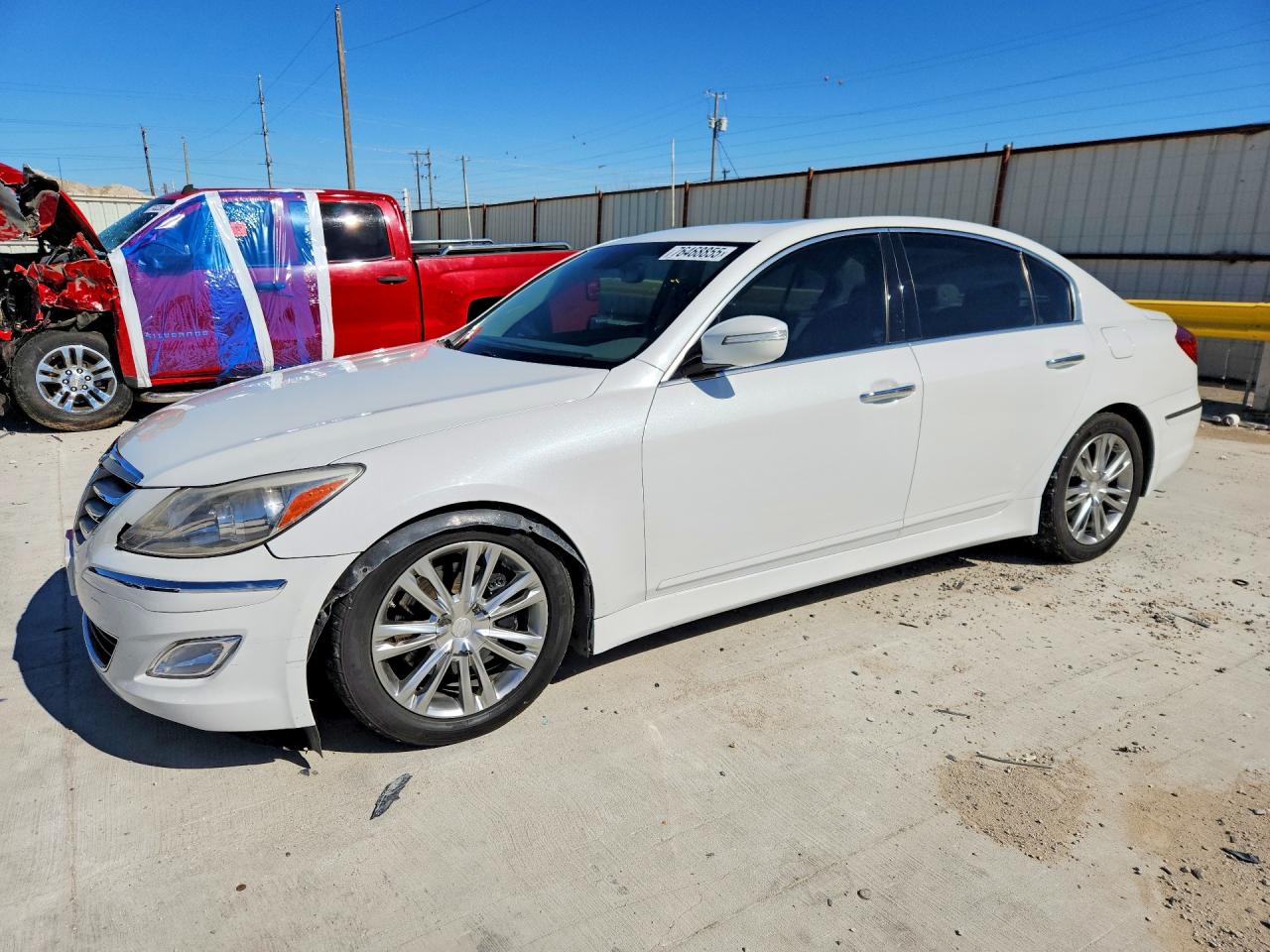 2013 HYUNDAI GENESIS