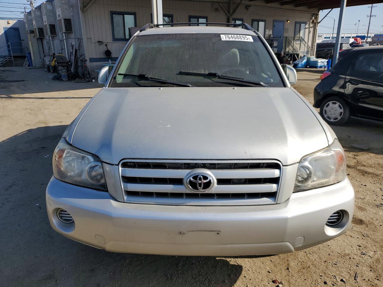 2005 TOYOTA HIGHLANDER LIMITED photo 5