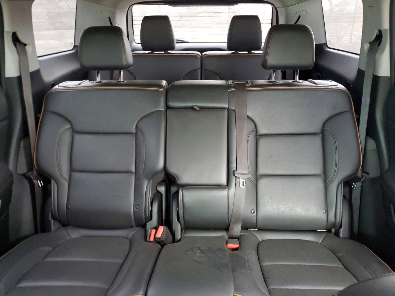 2021 GMC ACADIA AT4 photo 10