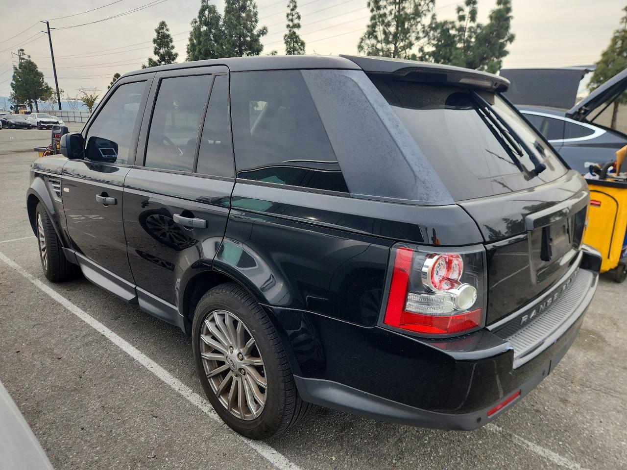 2011 LAND ROVER RANGE ROVER SPORT HSE photo 3