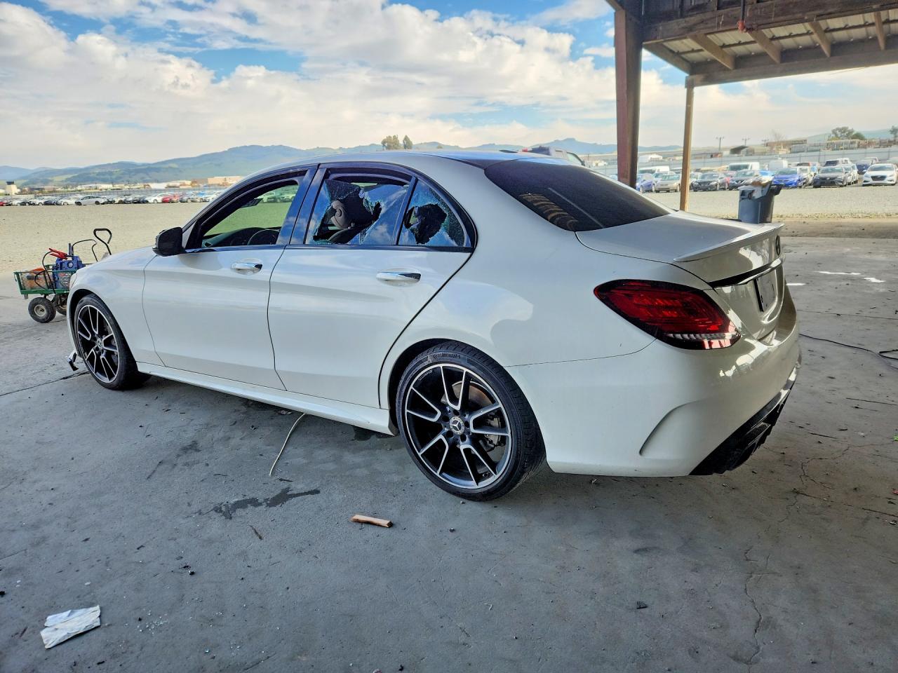 2019 MERCEDES-BENZ C 300 photo 3
