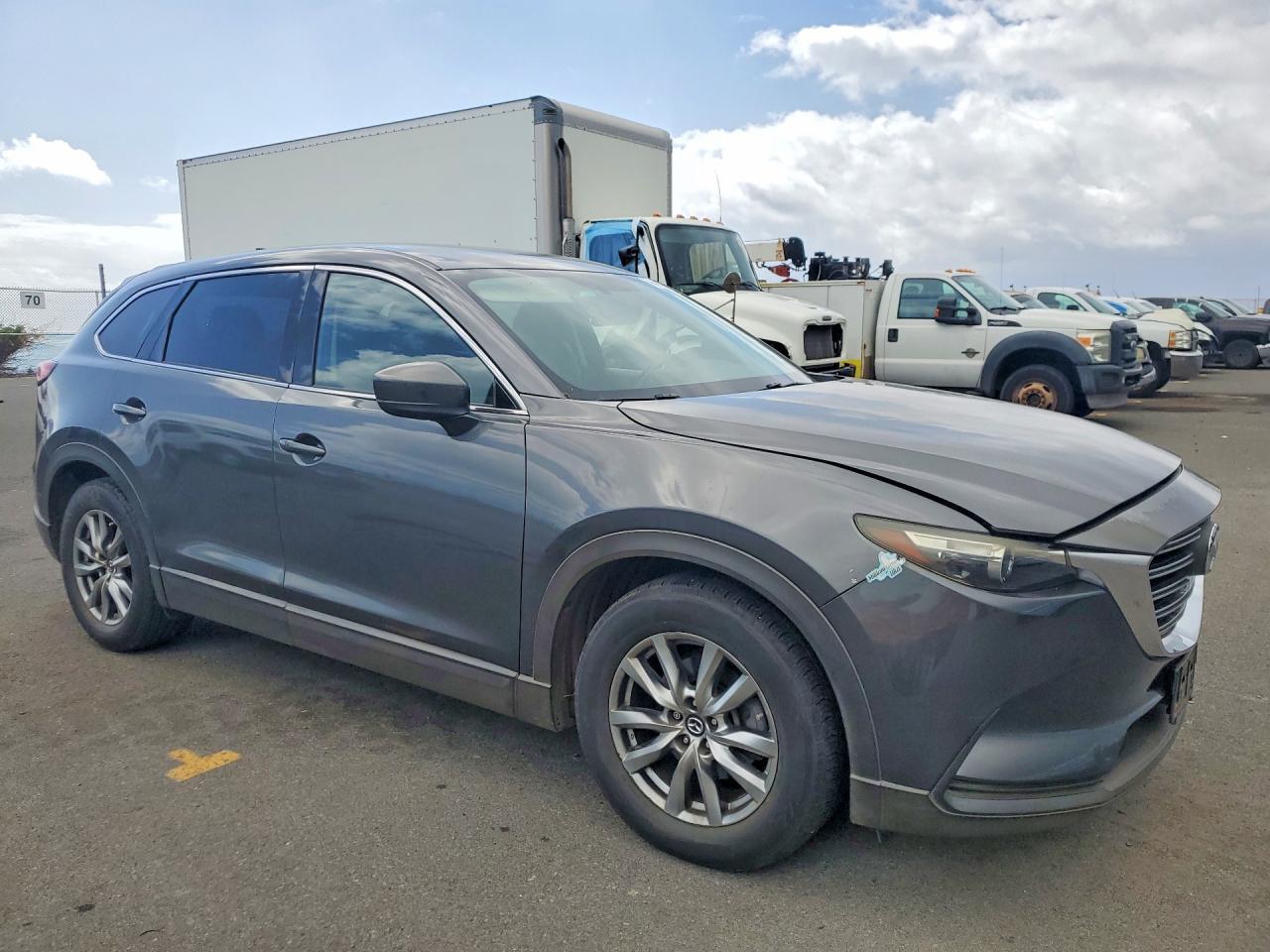 2016 MAZDA CX-9 TOURING photo 4
