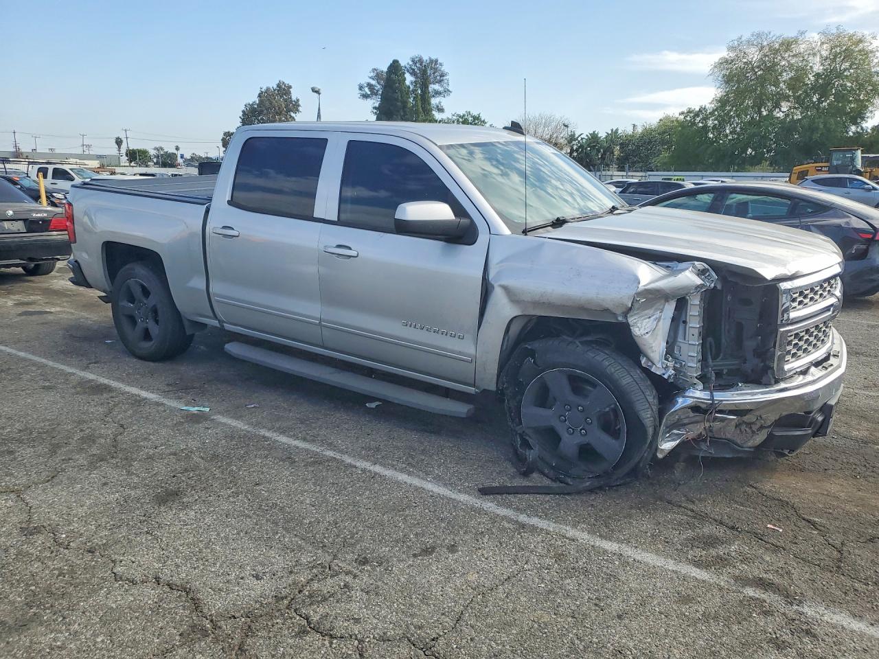 2015 CHEVROLET SILVERADO C1500 LT photo 4