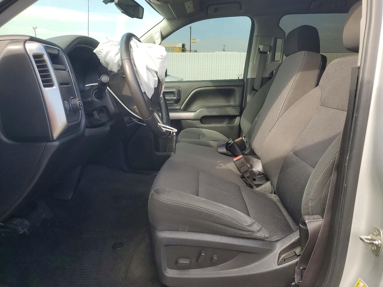 2015 CHEVROLET SILVERADO C1500 LT photo 7