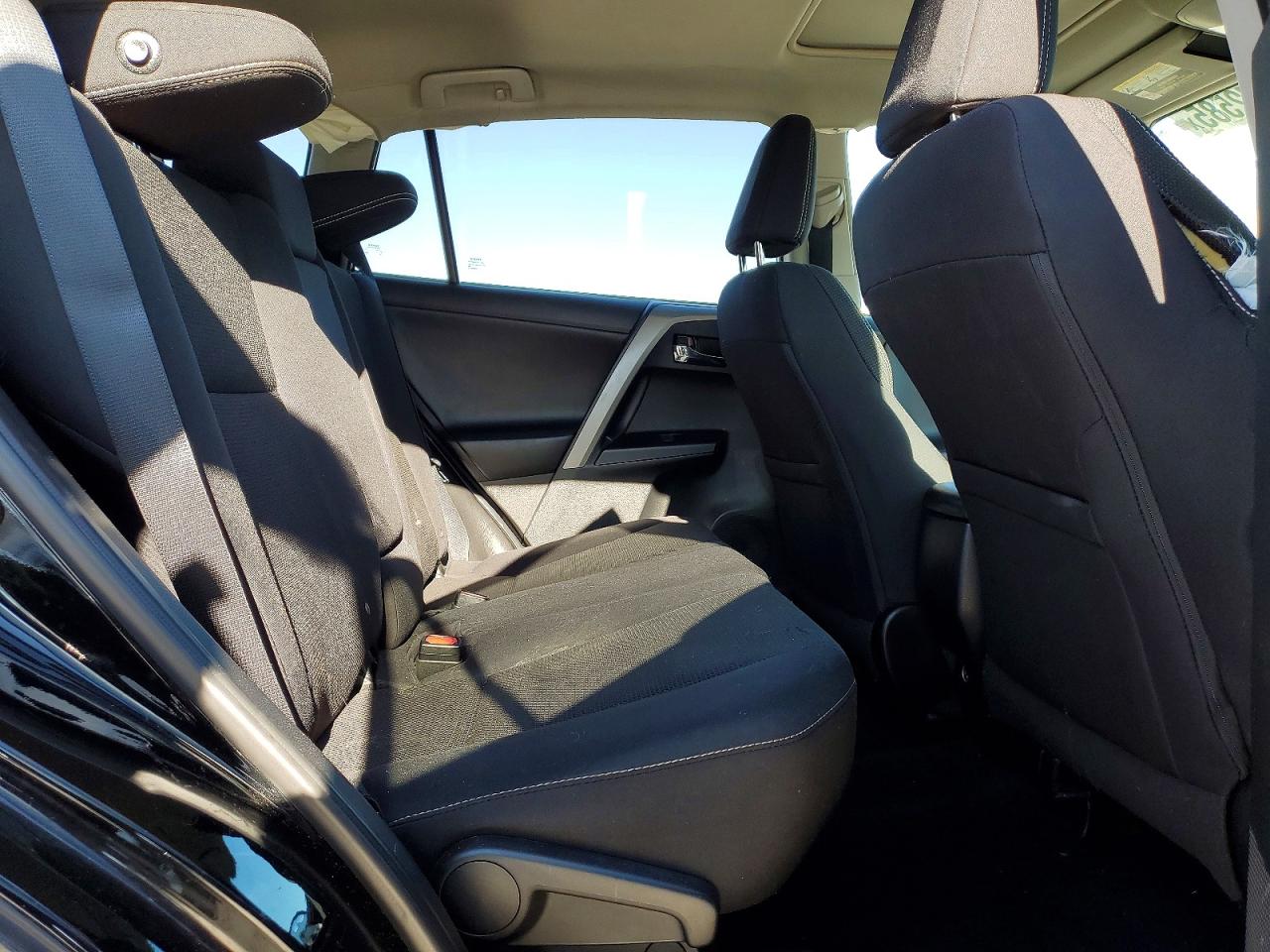 2018 TOYOTA RAV4 ADVENTURE photo 11