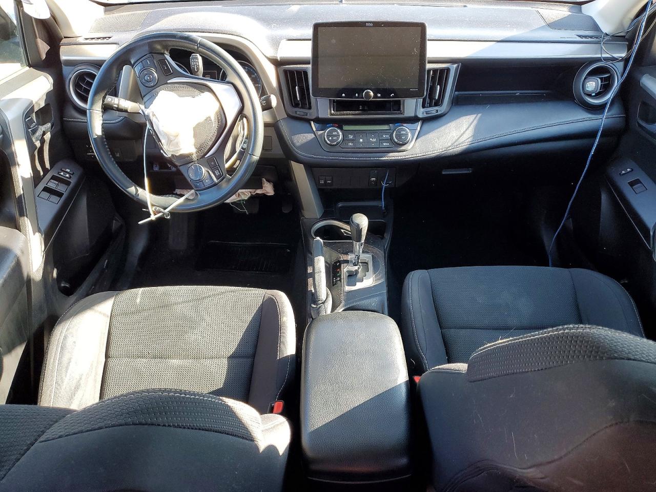 2018 TOYOTA RAV4 ADVENTURE photo 8