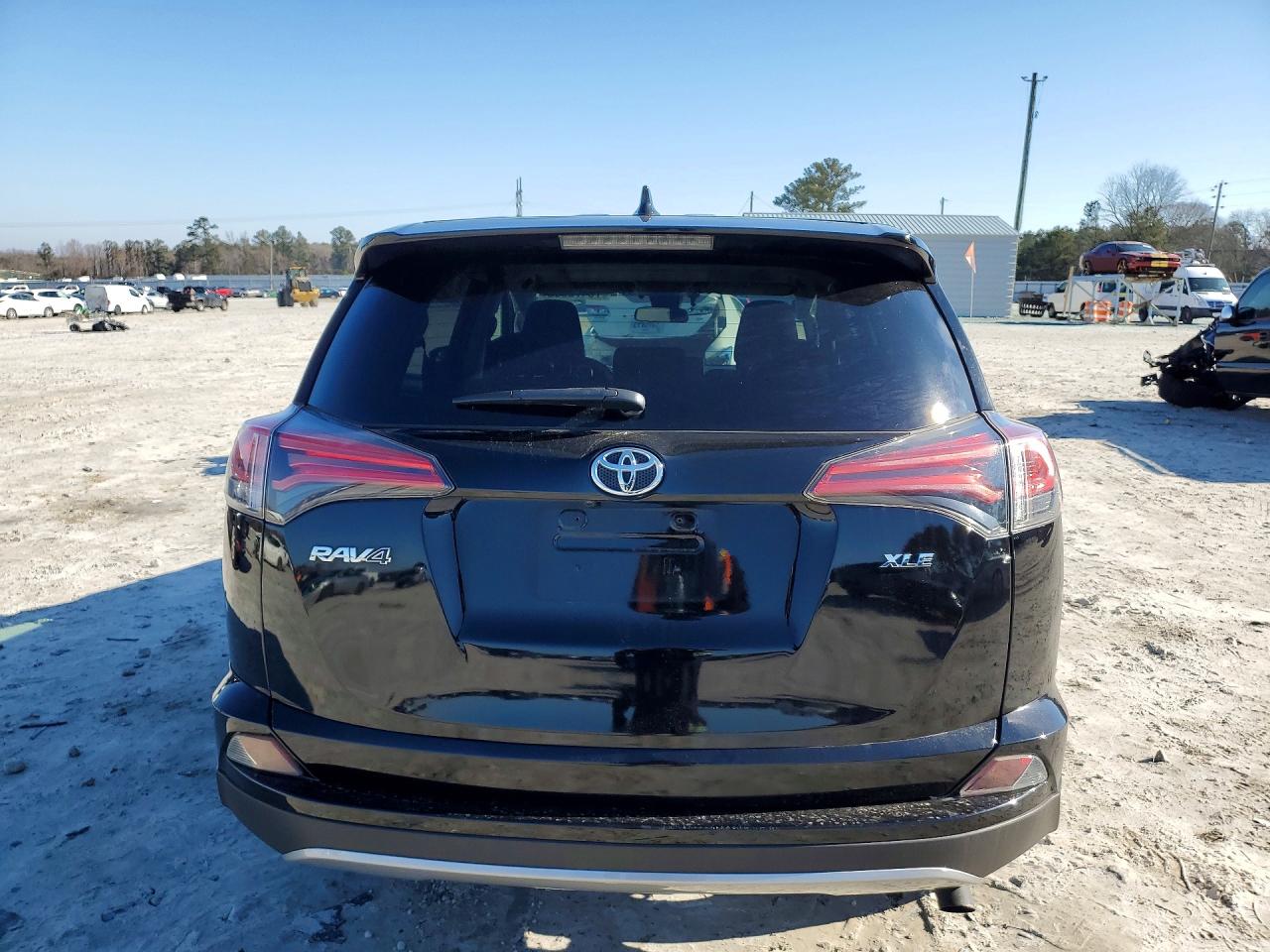 2018 TOYOTA RAV4 ADVENTURE photo 6
