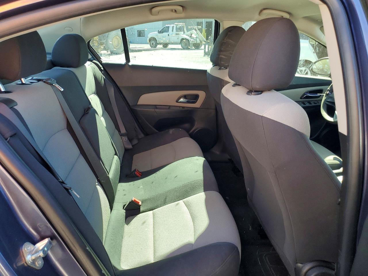 2014 CHEVROLET CRUZE LS photo 10