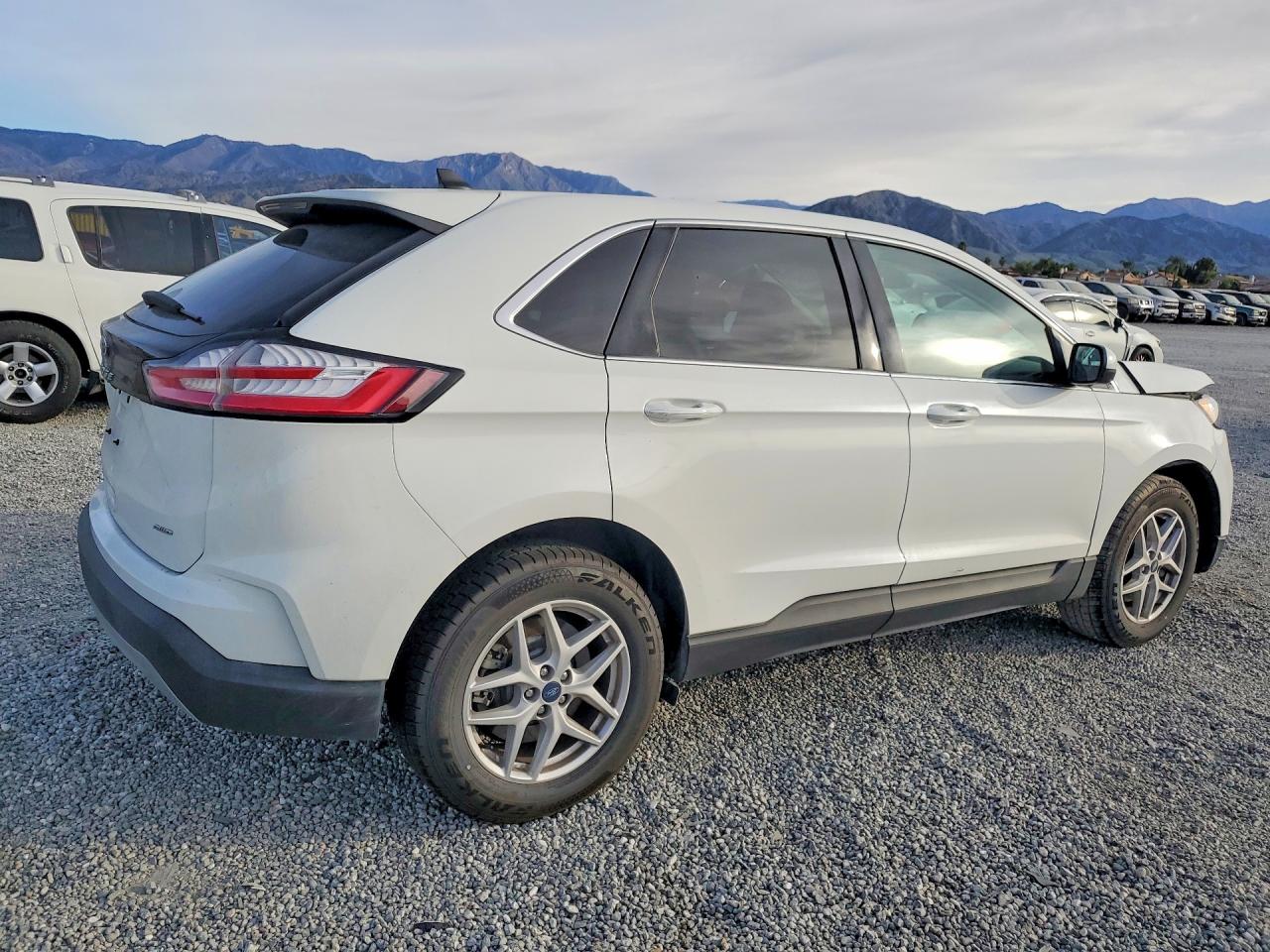 2021 FORD EDGE SEL photo 5