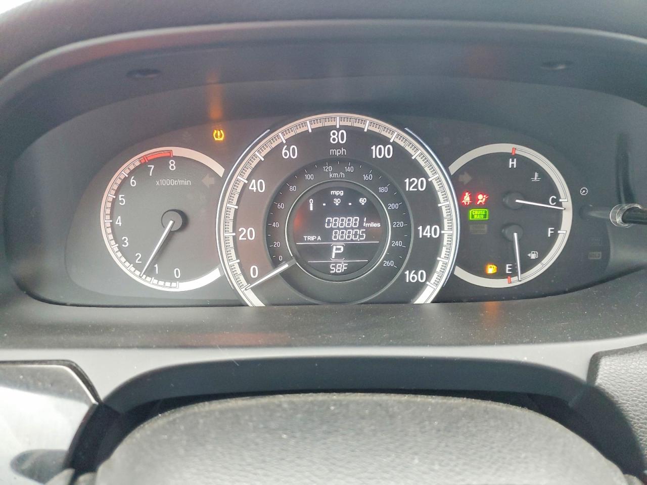 2017 HONDA ACCORD LX photo 17