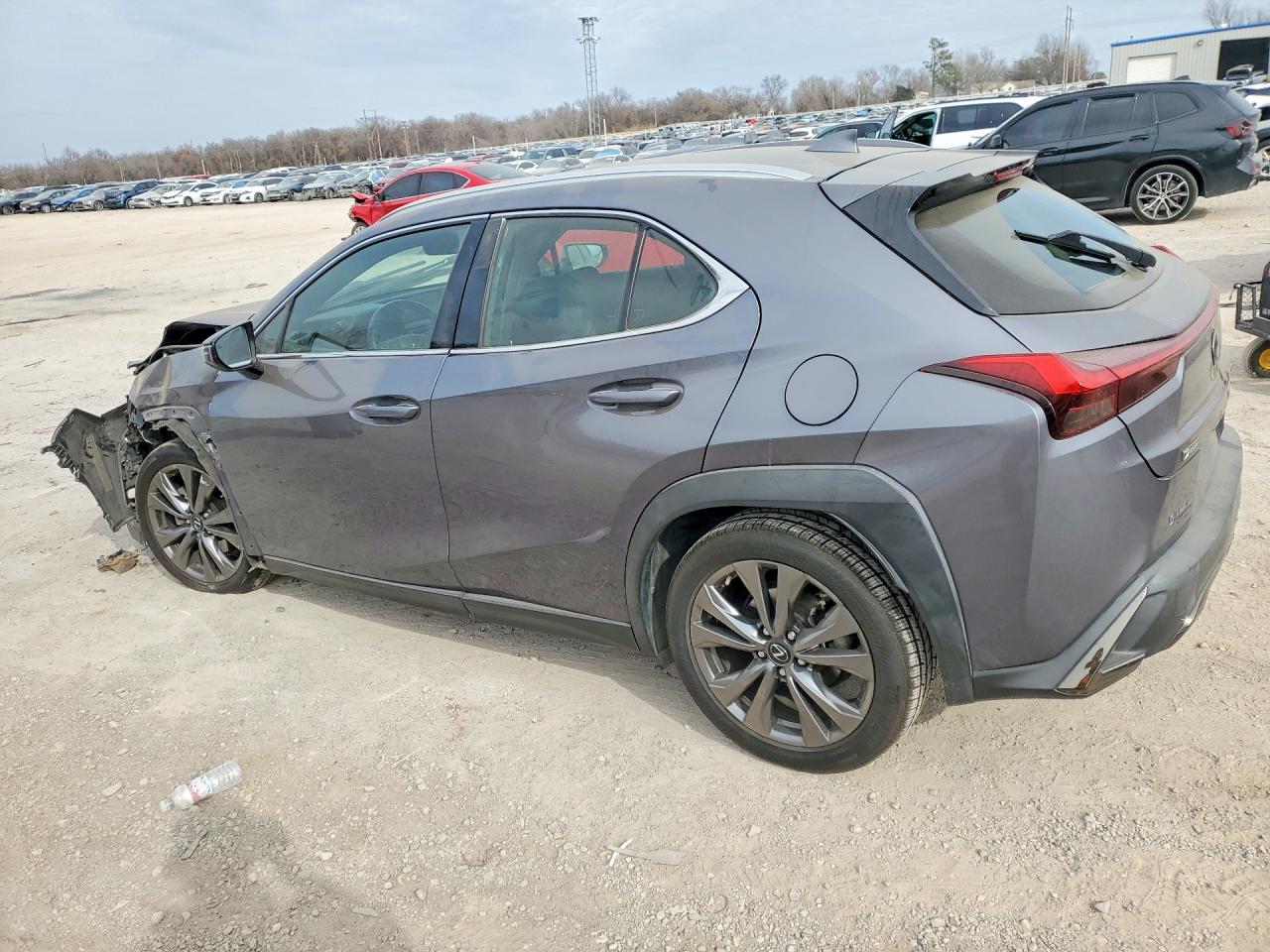 2019 LEXUS UX 200 photo 4