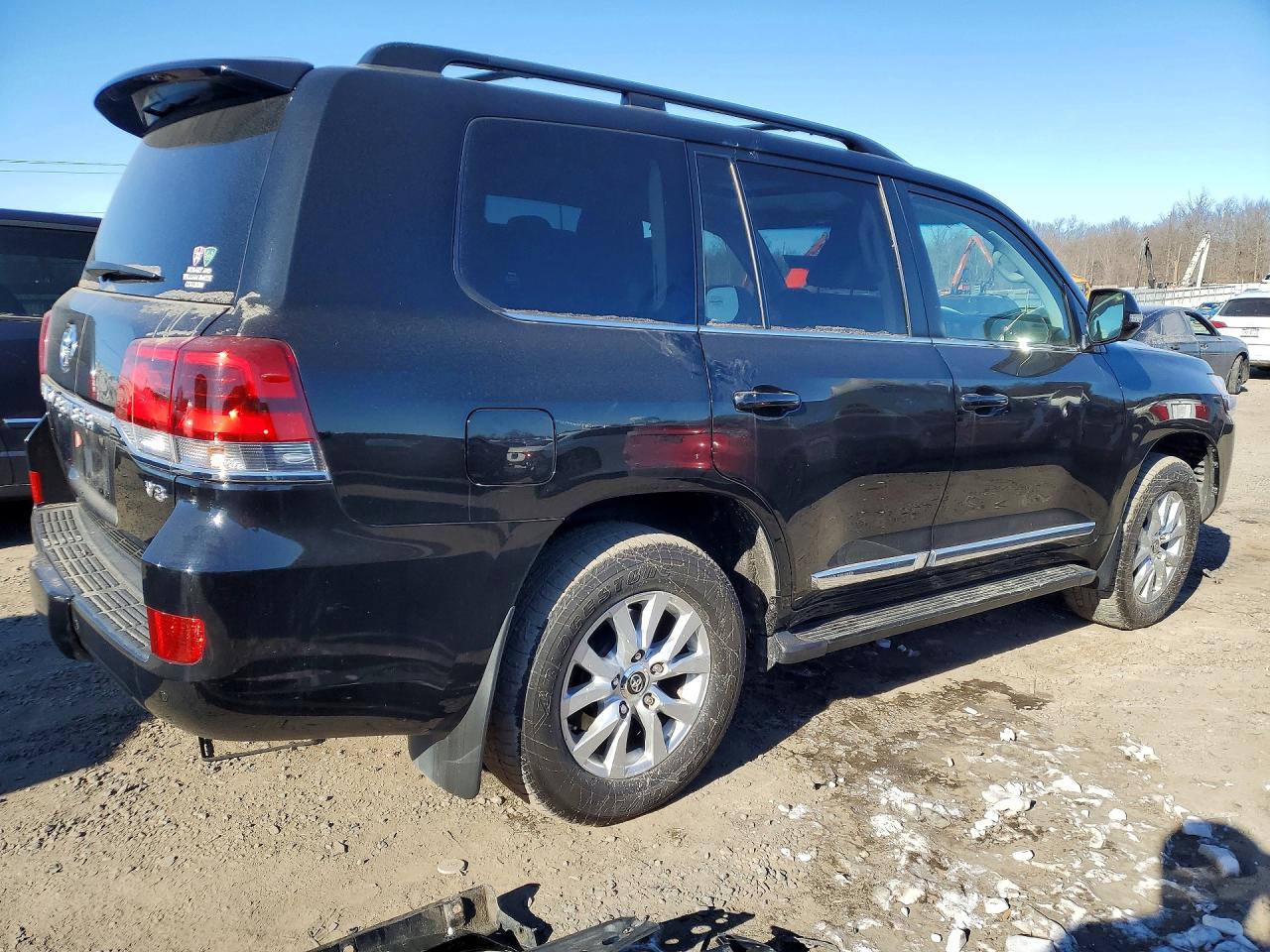 2018 TOYOTA LAND CRUISER photo 5
