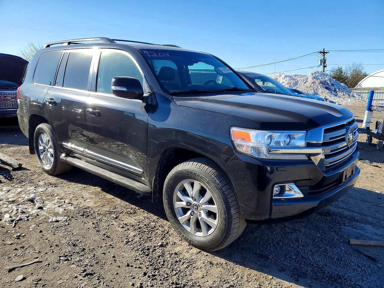 2018 TOYOTA LAND CRUISER photo 7