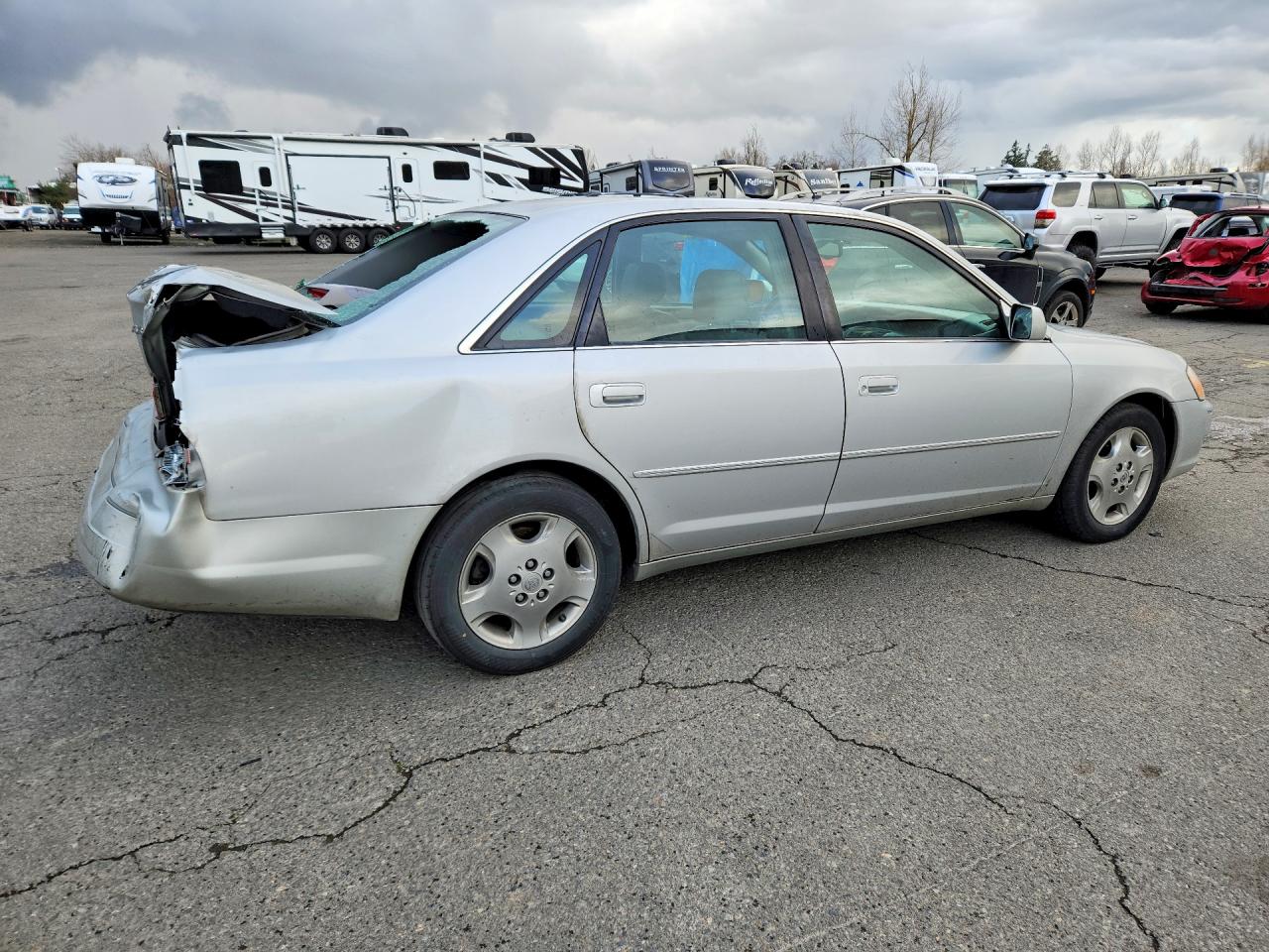 2004 TOYOTA AVALON XL photo 5