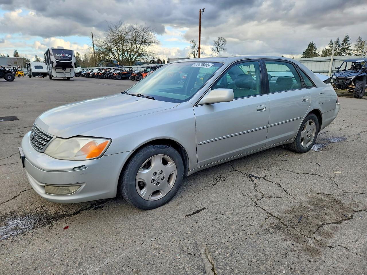 2004 TOYOTA AVALON