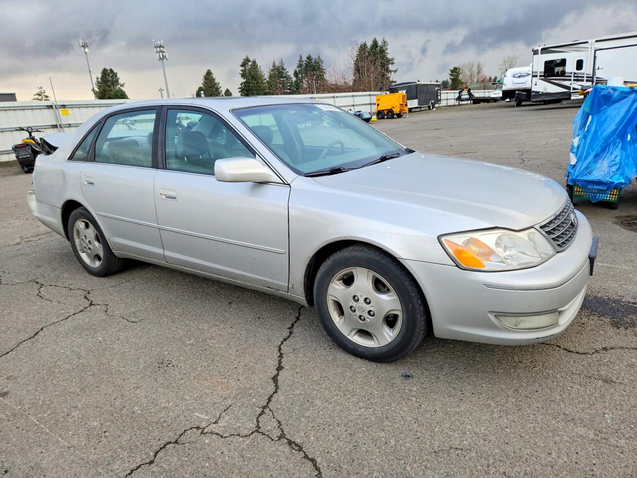 2004 TOYOTA AVALON XL photo 7
