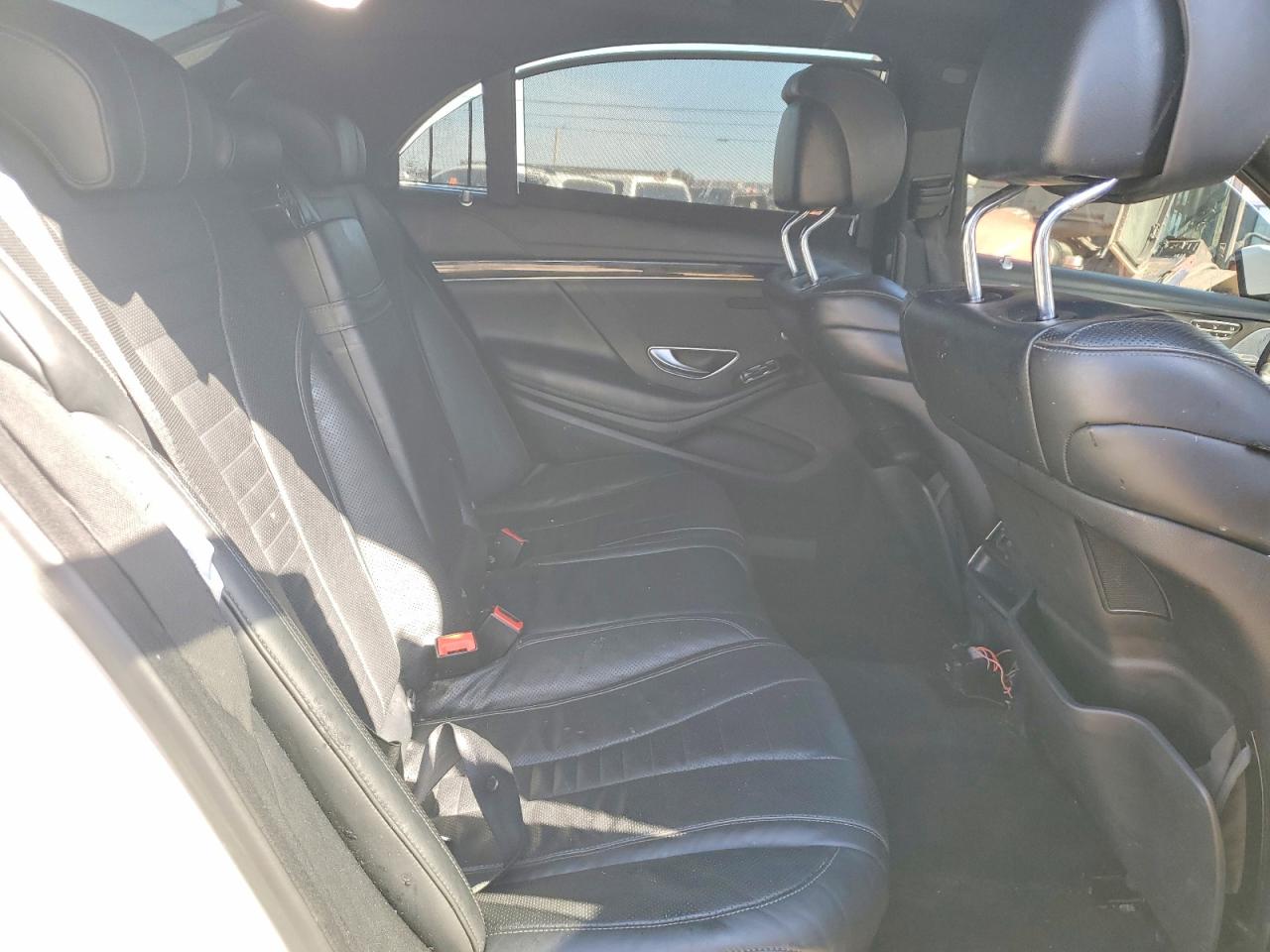2016 MERCEDES-BENZ S 550 photo 28
