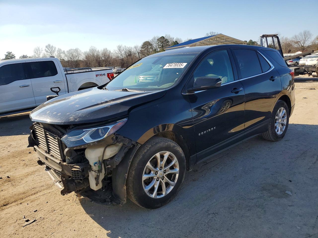 2018 CHEVROLET EQUINOX LT photo 2